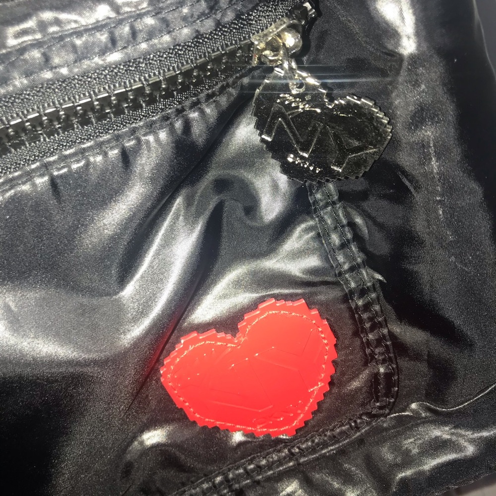 DKNY Bag - Picture 3 of 7